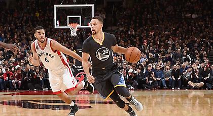 Απίστευτος Κάρι, ασταμάτητοι Γουόριορς