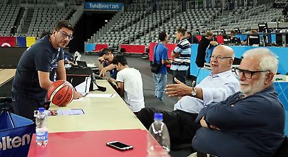 Συνεχίζει με Κατσικάρη η Εθνική