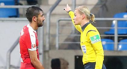 Η εξιλέωση του μισογύνη ποδοσφαιριστή δεν ήρθε ποτέ