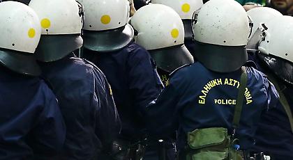 Μολότοφ και δακρυγόνα στην Καλλιθέα!