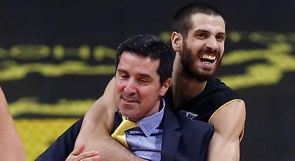 Μούρτος: «Τυχεροί που έχουμε τέτοιους οπαδούς»