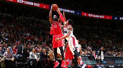 Ο «μούσιας» αγρίεψε, ο Giannis το πάλεψε