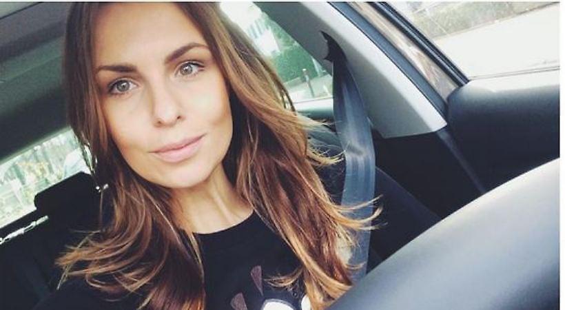 Η κουκλάρα δημοσιογράφος η οποία τρέλανε την Τρίπολη