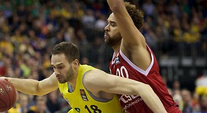 Θρίαμβος στο ντέρμπι και πρωτιά για την Μπάμπεργκ του Ζήση