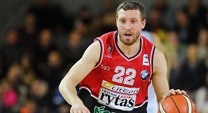 «Καθάρισε» με εμπειρία και περιμένει τον ΠΑΟΚ