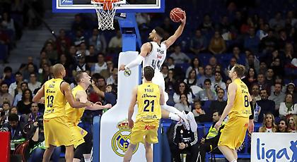 «Περίπατος» για Ρεάλ