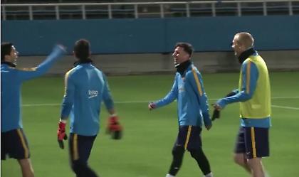 Ό,τι θέλει κάνει ο Μέσι... (video)