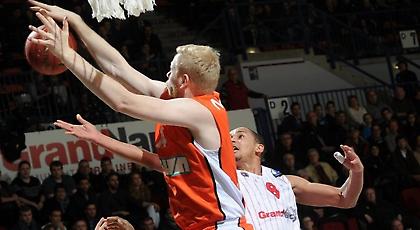 «Καθάρισε» η Ουλμ