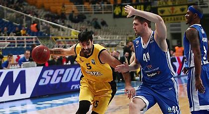 Συνεχίζει στην ΑΕΚ ο Ντούσαν Σάκοτα