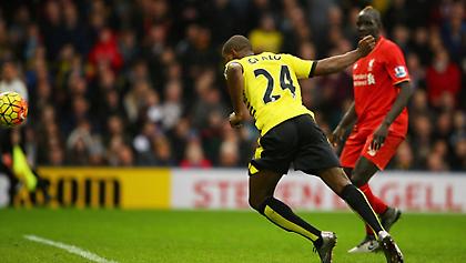 «Έσπασε» την.. μέση του Σακό (video)