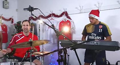 O ντράμερ Τσεχ και ο «πληκτράς» Αλέξις Σάντσες (video)