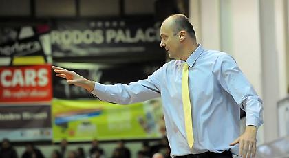 Με το καλησπέρα έγινε ασπίδα για τους παίκτες ο Ζντοβτς