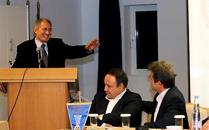 «Άγιος Βασίλης» από την Αίγυπτο!