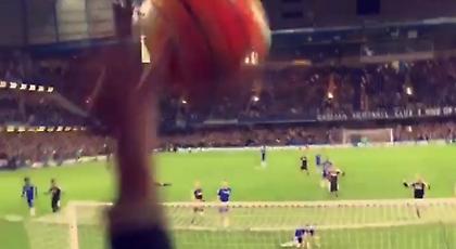 Η μπάλα από το πέναλτι του Όσκαρ έρχεται… πάνω σου! (video)