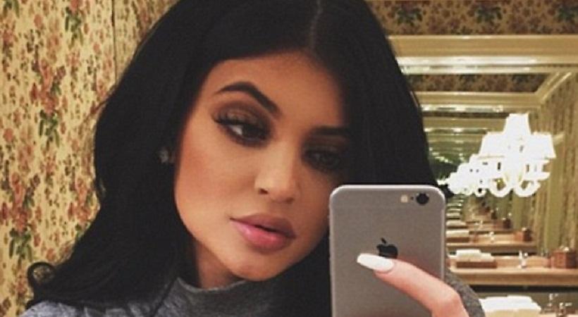 Οι κορυφαίες φωτογραφίες της Κάιλι Τζένερ για το 2015 (pics)