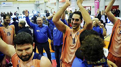 Φάρος για όλους οι… ξοφλημένοι