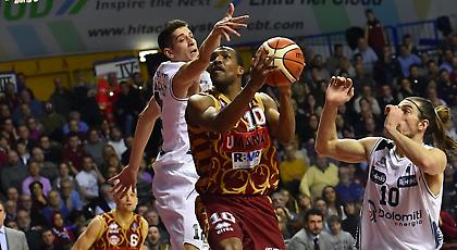 Έκλεισαν με χαμόγελο το 2015 Βενέτσια και Μπράμος