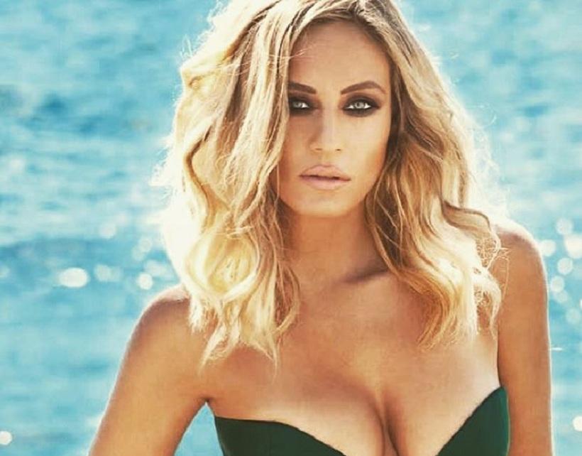 Η Ελεονώρα Μελέτη άφησε… μούσι! (pics)