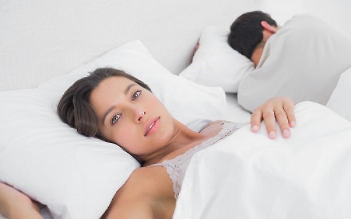 Γιατί οι άντρες νυστάζουν μετά το σεξ (ενώ οι γυναίκες όχι)