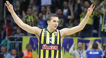 Το buzzer beater απ’ το κέντρο που λύτρωσε τον Ζοτς! (video)