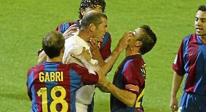 Όταν ο Ζιντάν πλακωνόταν με τον Λουίς Ενρίκε! (pics/video)