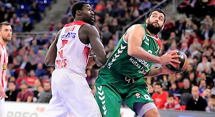 Χάντερ: «Όλοι έδωσαν τα πάντα στην άμυνα»