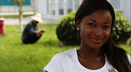 Τα απίστευτα άλματα της Οκπαραέμπο (video)