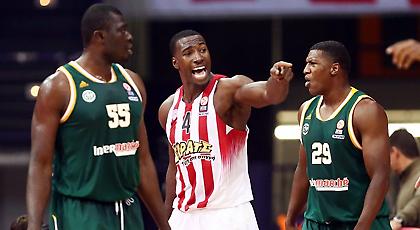 Έπιασε δουλειά ο Γιανγκ! (pics)