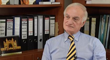 Ένα κανάλι στο Netflix με περιγραφές Μανώλη Μαυρομμάτη (Vids)