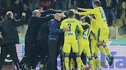 Γκέλα για Ανόρθωση, διπλό ο ΑΠΟΕΛ στο ντεμπούτο του Γιαννιώτα