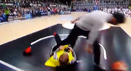 Κάρφωμα-φιάσκο στο ιταλικό All Star Game (video)