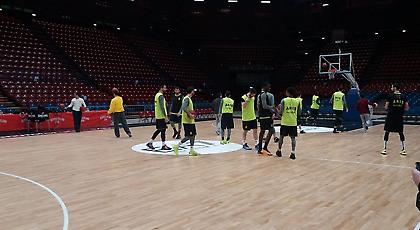 Έτοιμος για Αρμάνι ο Άρης (pics)