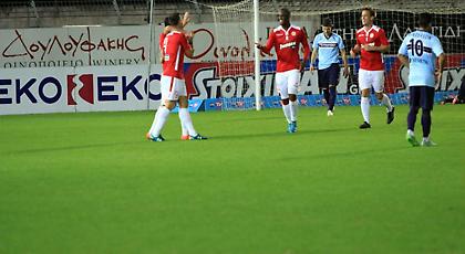 Εννιά απουσίες για Παράσχο