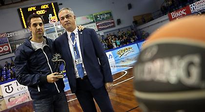 Η εκπληκτική ατμόσφαιρα στο Αρκαδικός-ΑΕΚ (video)