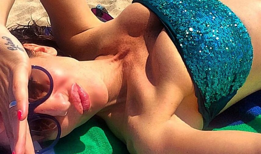 Η κυρία Μέστο έρχεται (και το πανηγυρίζει)!