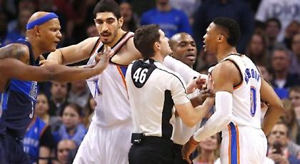 Τα πήρε ο Γουέστμπρουκ (video)