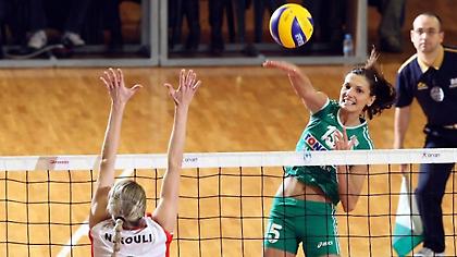 «Πράσινη» η Μόλναρ με τη συνδρομή του Γιάννη Αλαφούζου (pic)