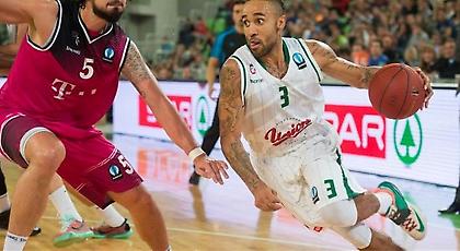 Απίστευτο τρίποντο του Ράιτ (video)