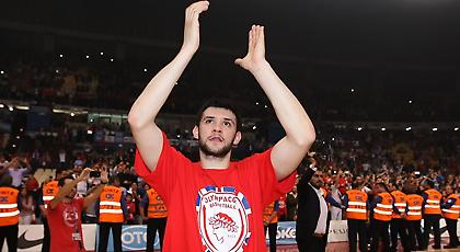 Κερδίζουν όλοι με Παπανικολάου