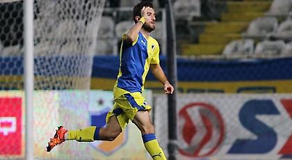 Το «κάρφωσε» έξω από την περιοχή ο Γιαννιώτας (video)