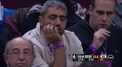 Φίλαθλος κοιμόταν στο Καβαλίερς-Γουόριορς