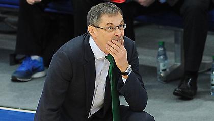 Ο Μπαζάρεβιτς στον πάγκο της εθνικής Ρωσίας