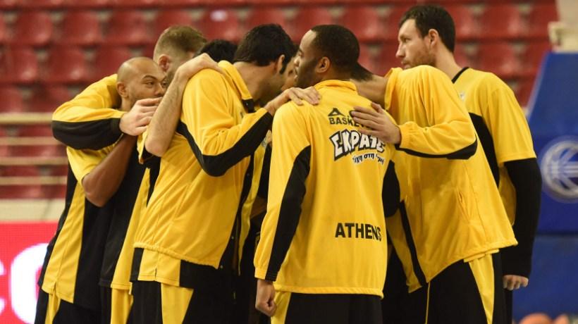 Κομπλέ η ΑΕΚ