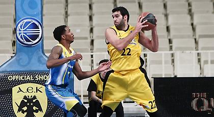 Κακή, αλλά νικήτρια η ΑΕΚ