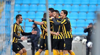 Με καθαρό μυαλό στο χορτάρι και στην εξέδρα