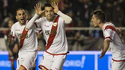 Τριάρα στο... κεφάλι (video)