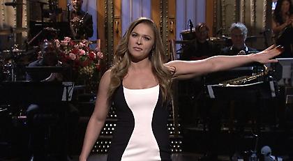 Τα-πολύ σύντομα-συγχαρητήρια της Ράουζι στη Χολμ (video)