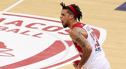 Χάκετ: «Μας άξιζε η νίκη»