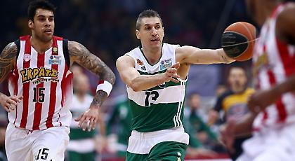 Φωτογραφήθηκε με φίλους του Ολυμπιακού ο Διαμαντίδης!