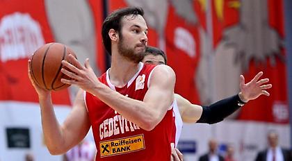 Στα ημιτελικά Κυπέλλου με «περίπατο» η Τσεντεβίτα